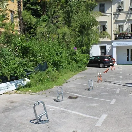 דירה With A Parking Space - 7891 אופטיה